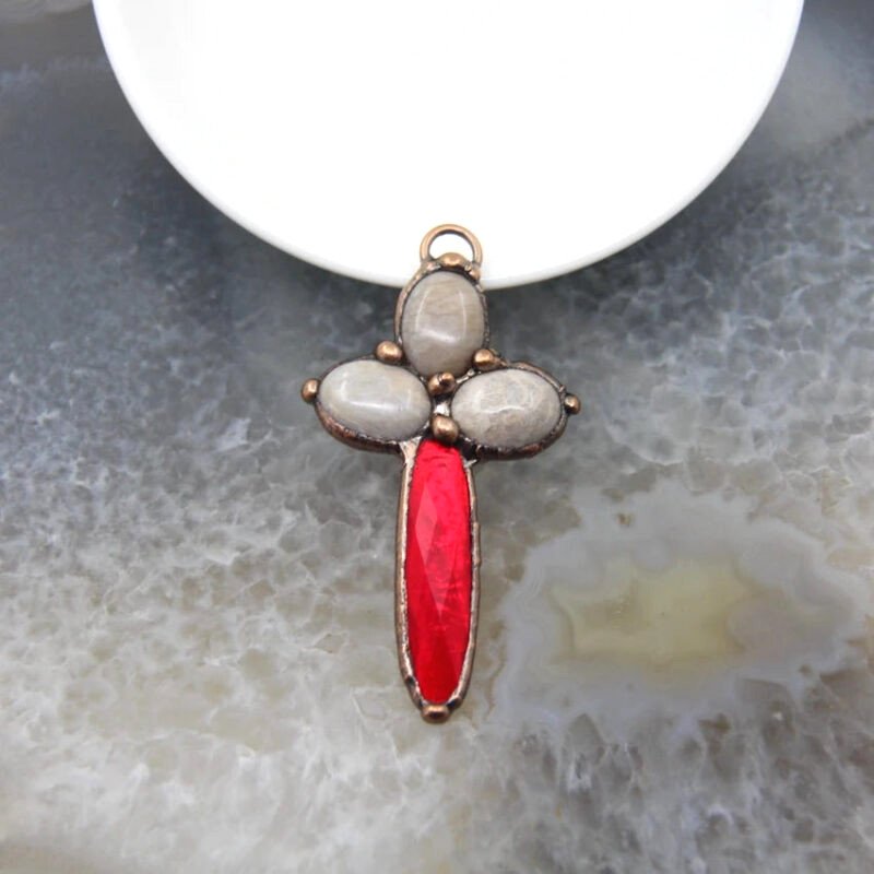 Pendentif Croix Corail